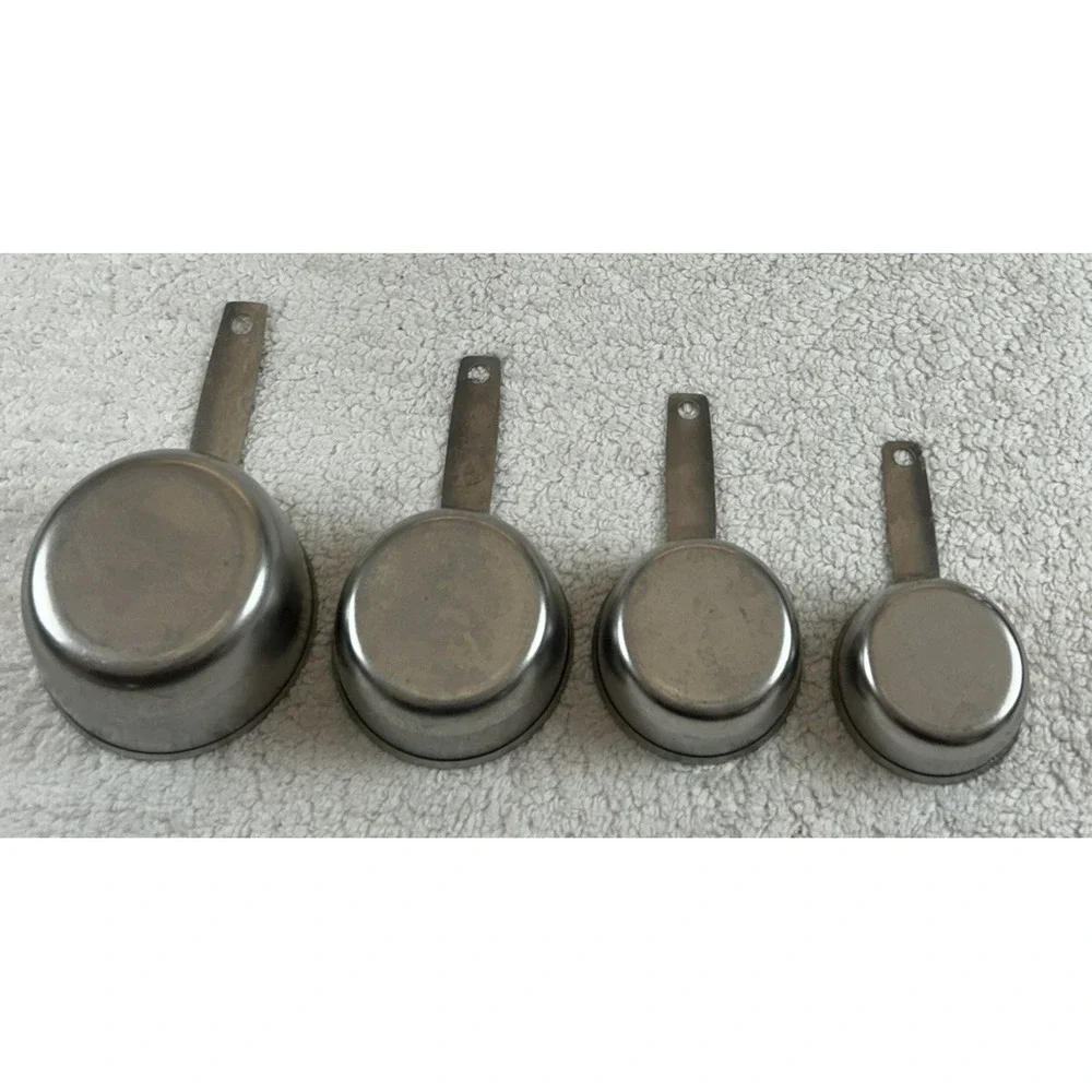 4 Vintage Stainless Measuring Cups (1 Cup,1/2 Cup,1/3 Cup,1/4 Cup) Unbranded EUC